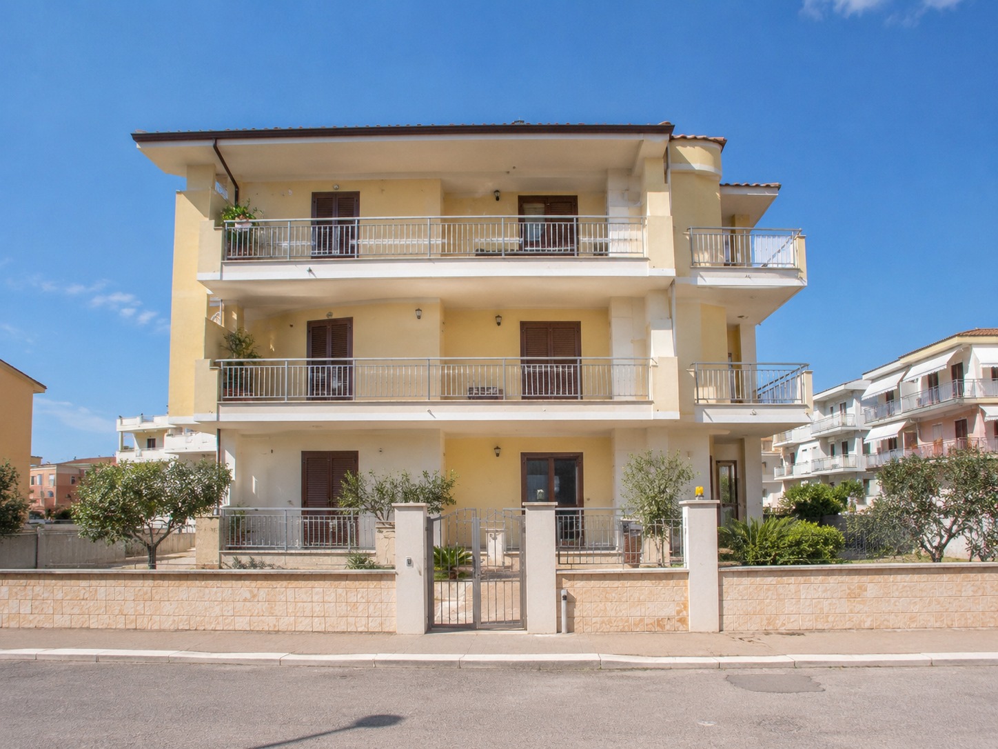 Adelfia – Canneto – Appartamento 4 vani 0276