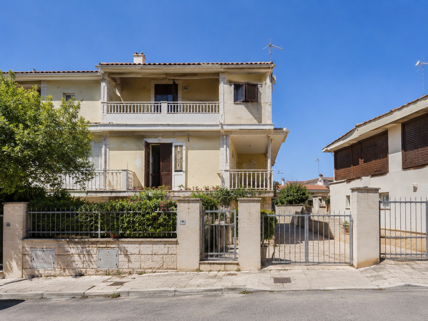 Adelfia – Montrone – Bifamiliare 0277